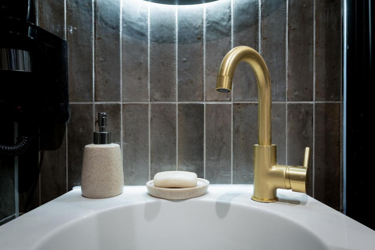 Boutique Hotel First City Den Haag Ngoại thất bức ảnh